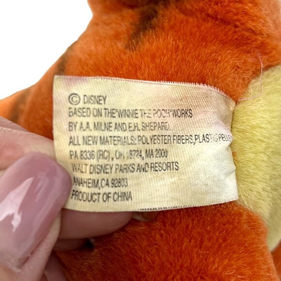 Disney Tigger Plush 9" Disneyland Beanbag Stuffed Soft Toy Older Tag - Picture 4 of 8